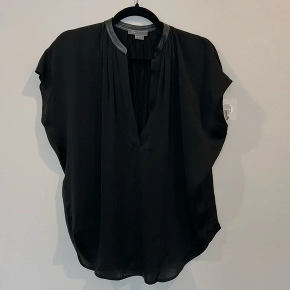 Vince Leather Trim Placket Silk Cap Sleeve Top Black - Picture 2 of 8